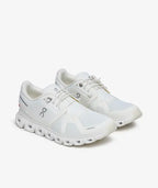 ON Cloud 6 (All White)