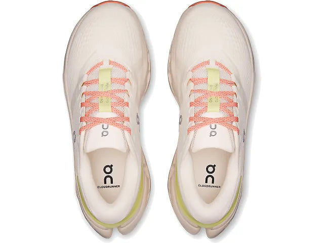 ON Cloudrunner 3 (Ivory/Dew)