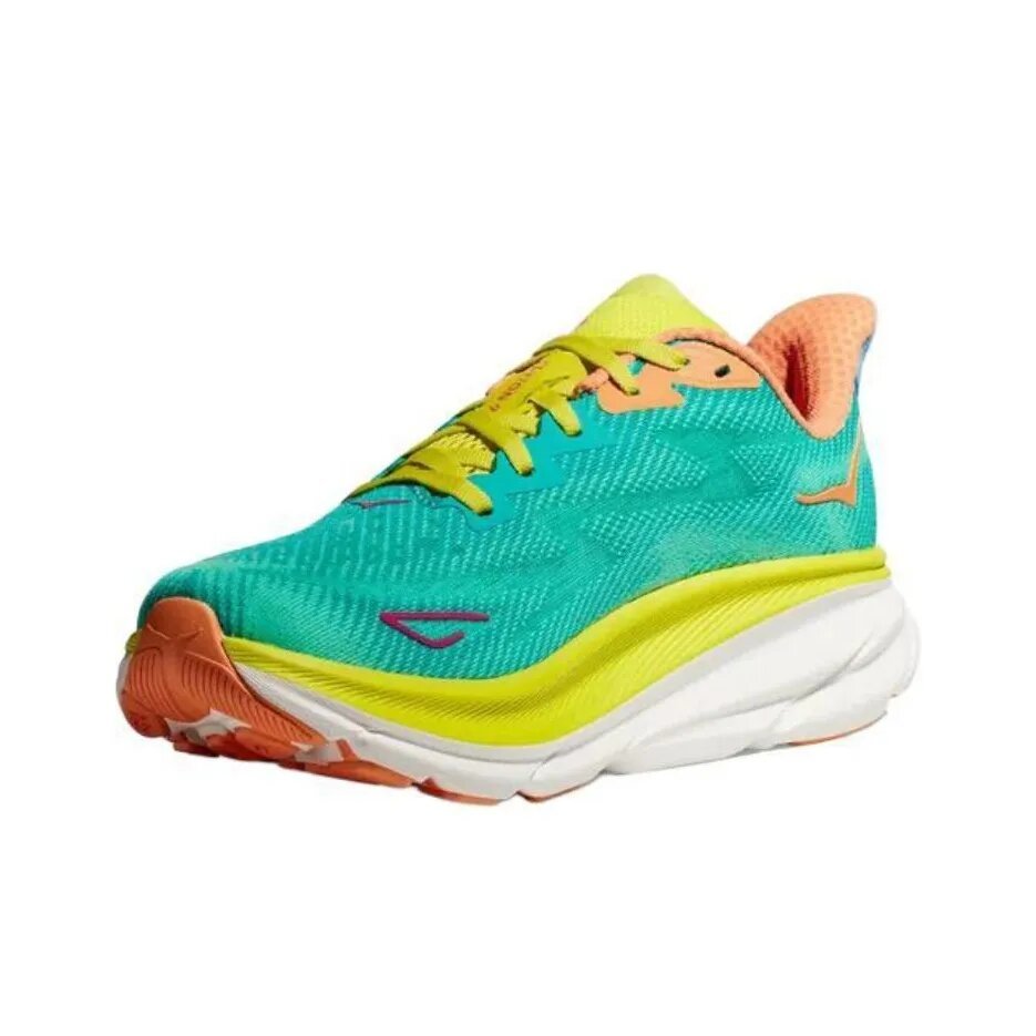 HOKA Clifton 9 Sneakers