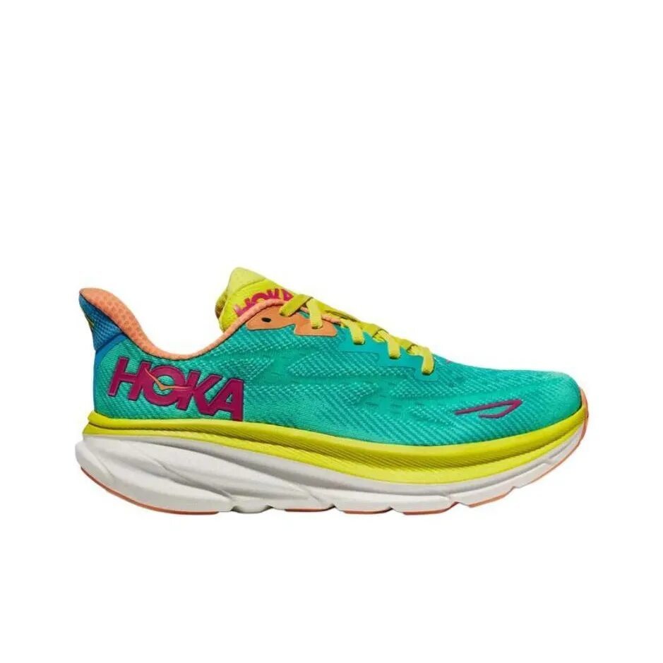 HOKA Clifton 9 Sneakers