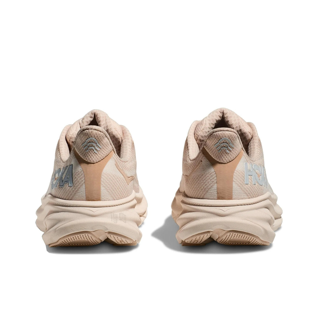 HOKA Clifton 9 Sneakers