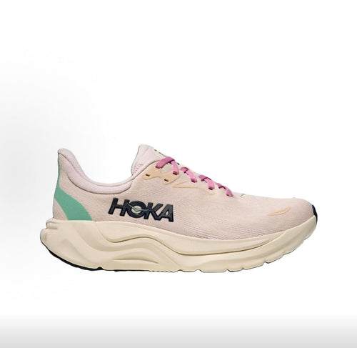 HOKA Arahi 8 Sneakers